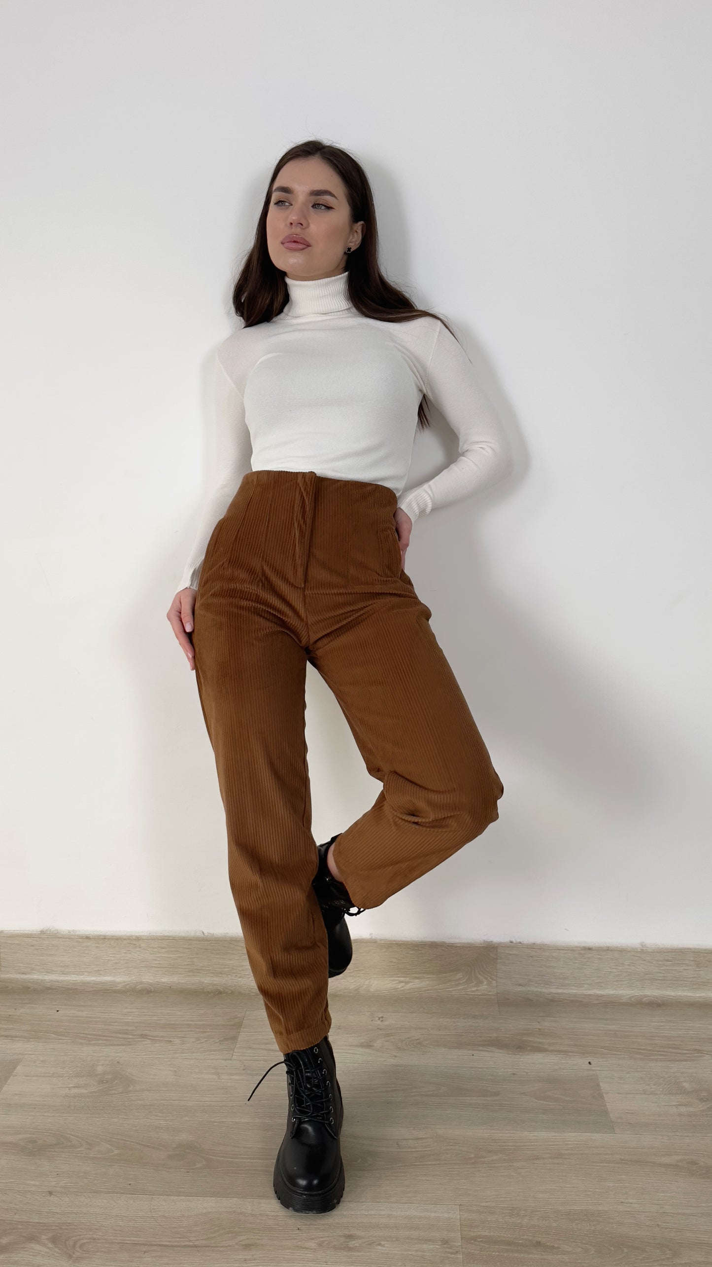 Soft Ribbed Cord Pants