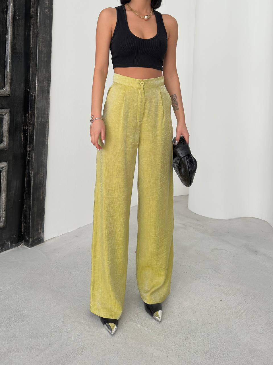 Shimmering Wide-Leg Linen Blend Pants – Effortless Glamour