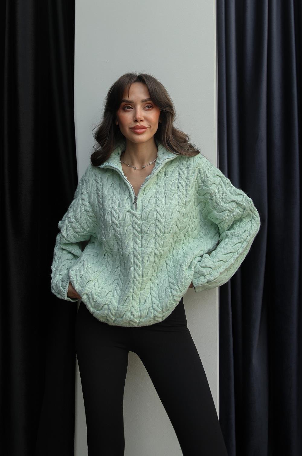 Cable Knit Half -Zip Sweater