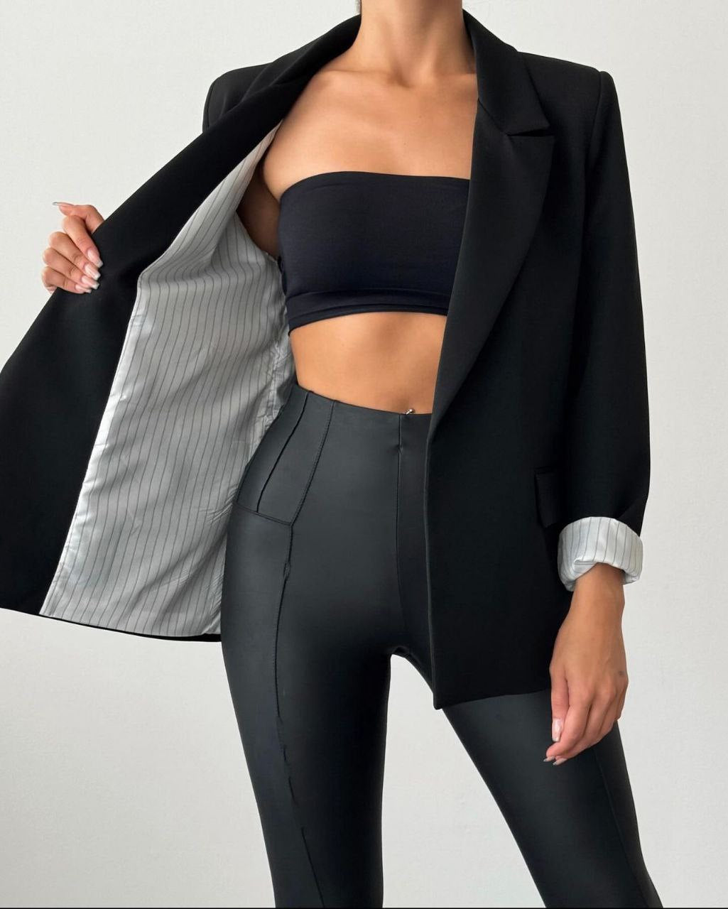 Classic Oversized Blazer with Striped Lining