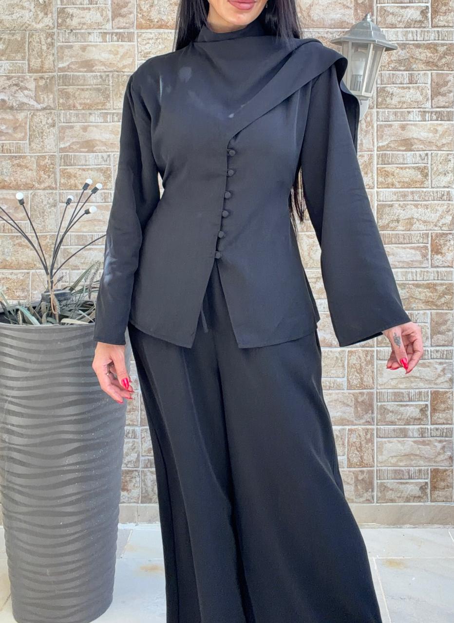 The Noir Scarf Set