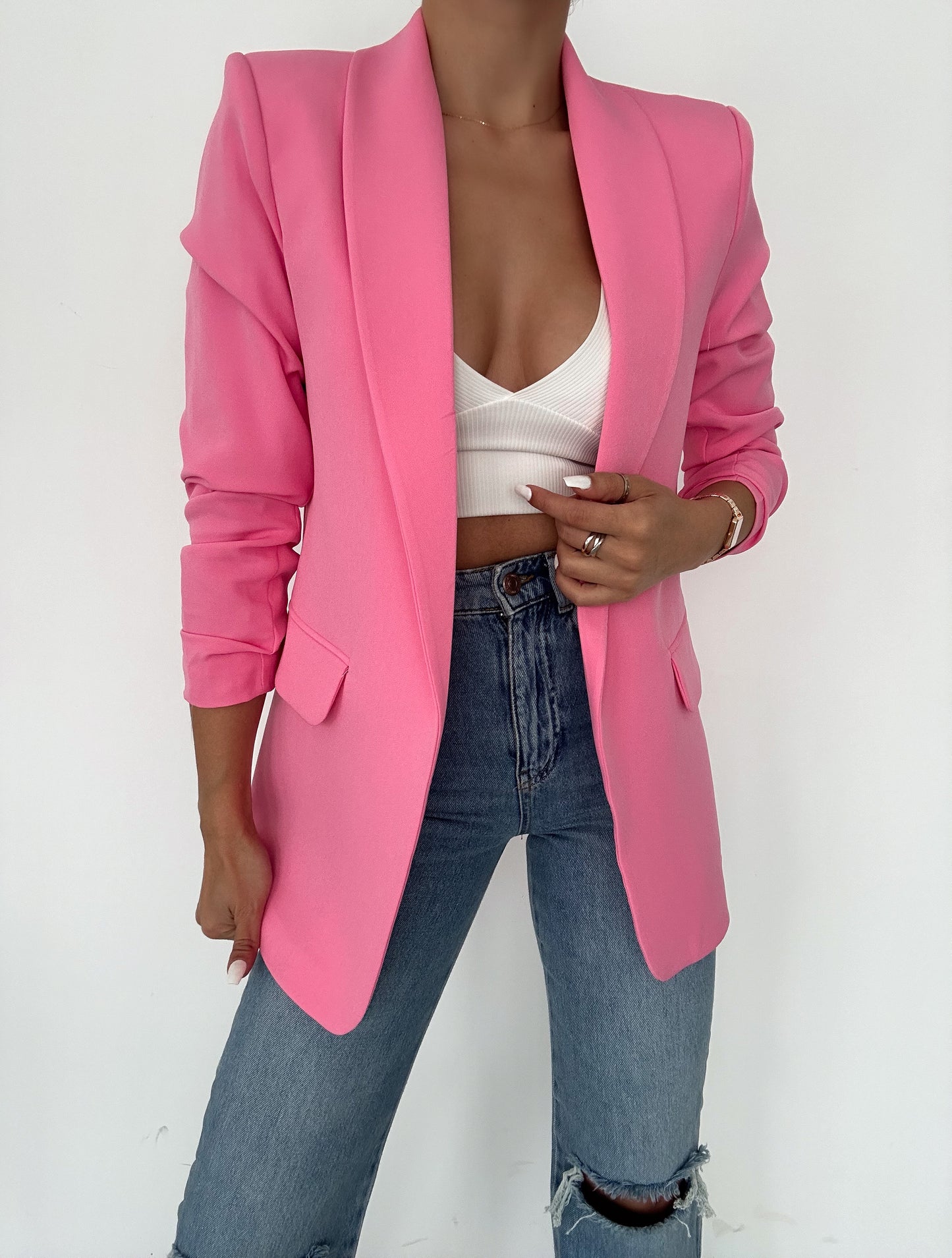 Rolled-up sleeve blazer