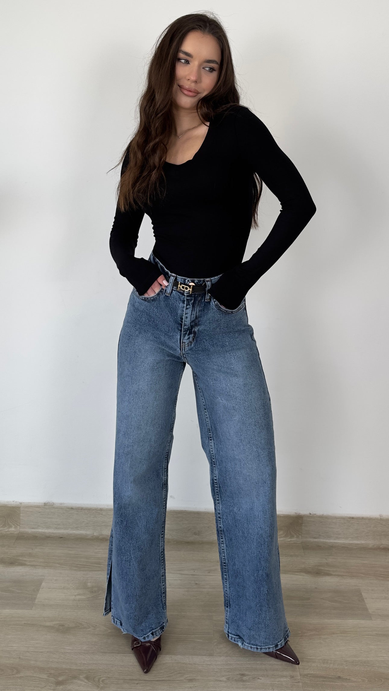 EverBlue Wide Jeans