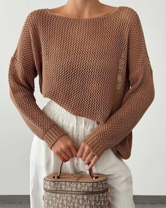 Wide knitted blouse