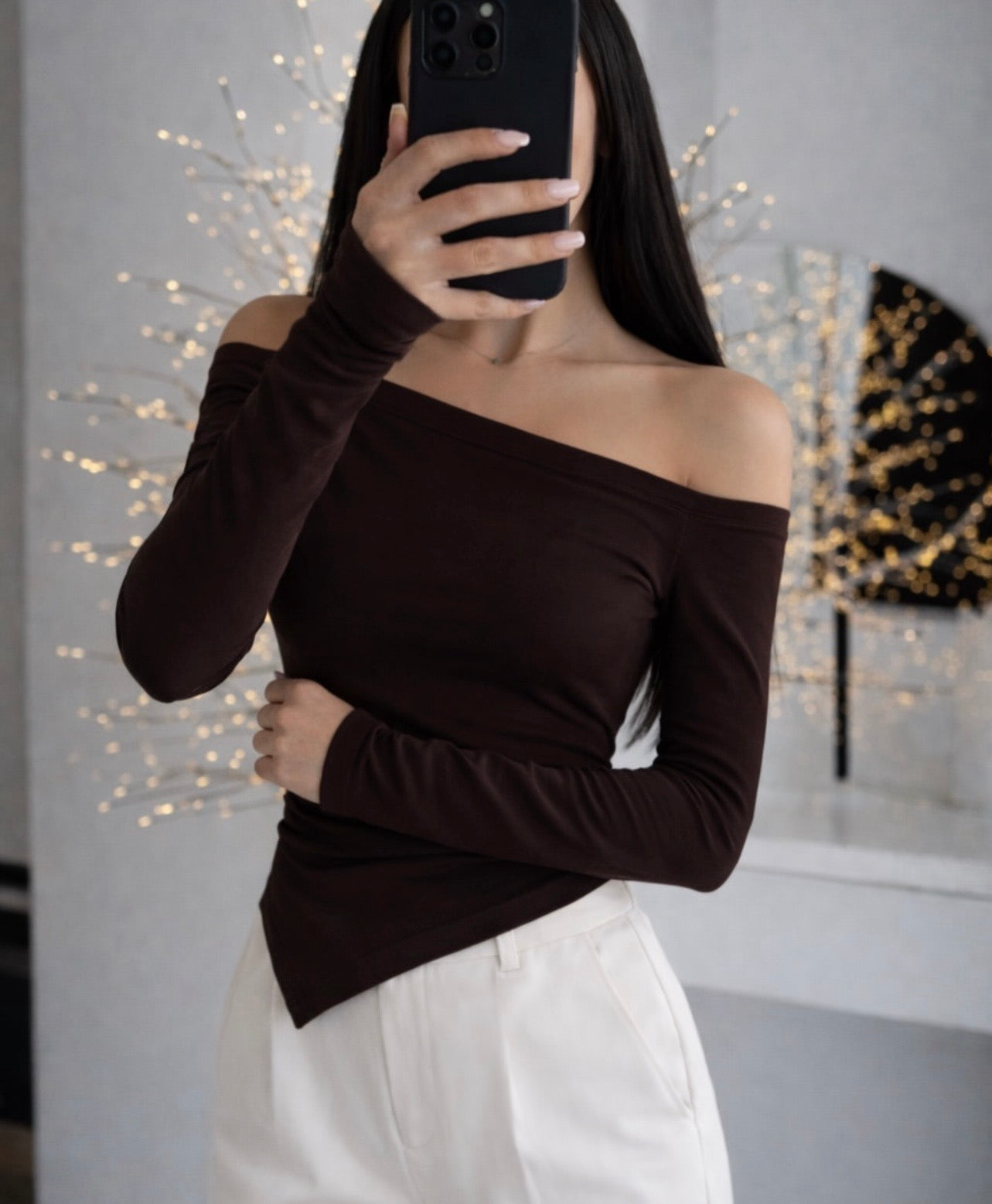 Asymmetric Signature Top