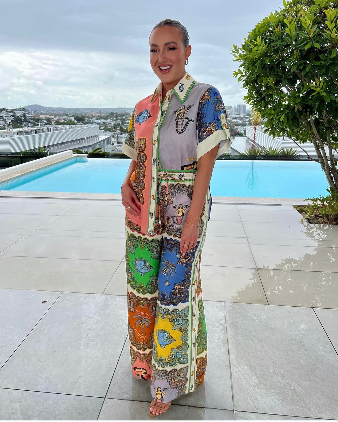 Colorful set , buttoned shirt and wide leg trouser