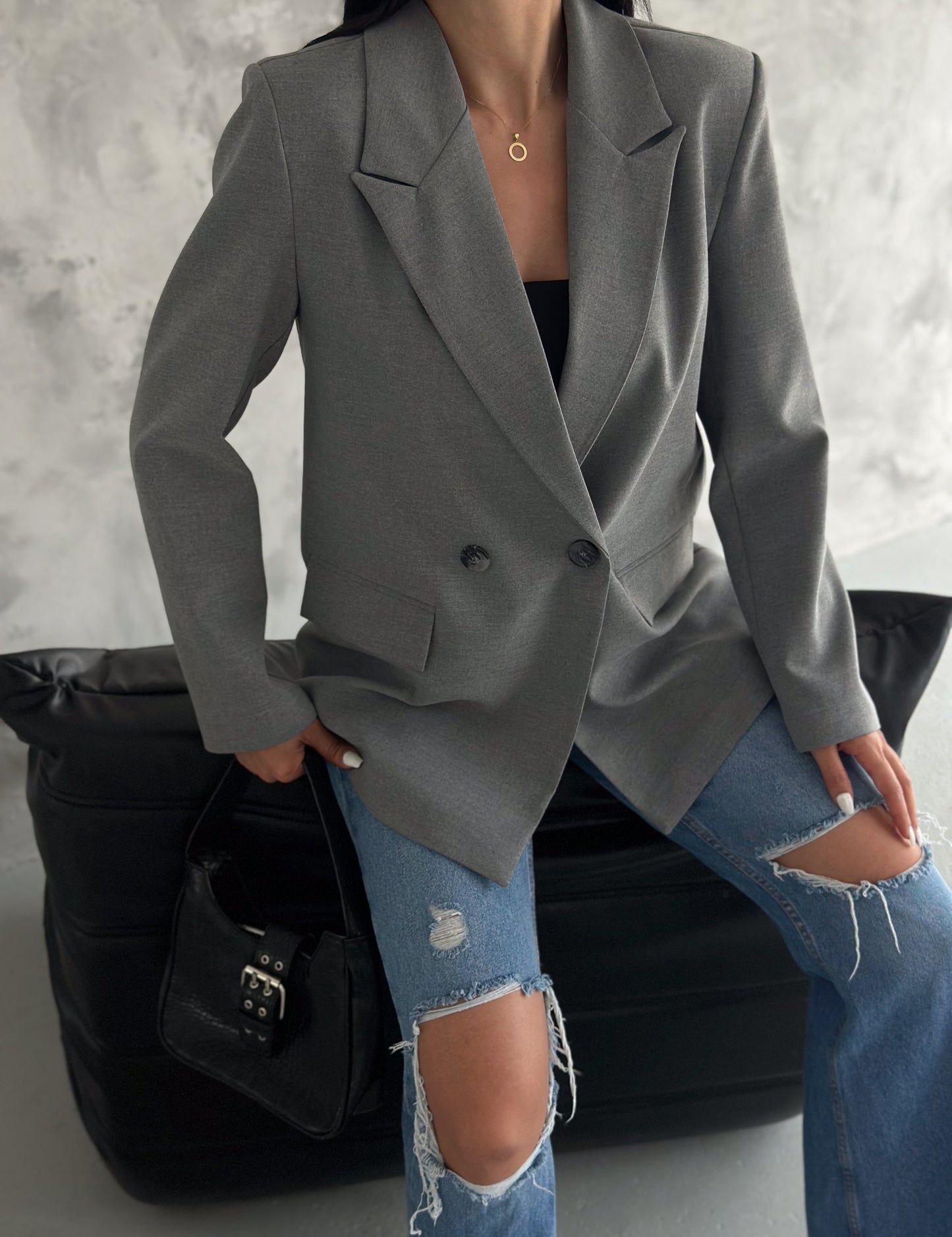 OVERSIZE BLAZER WITH PADDED SHOULDERS