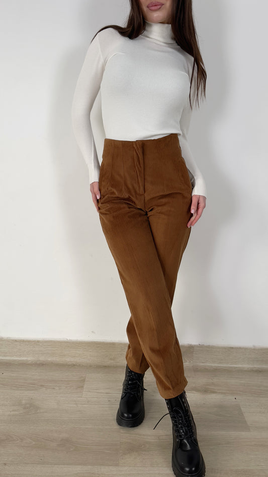 Soft Ribbed Cord Pants