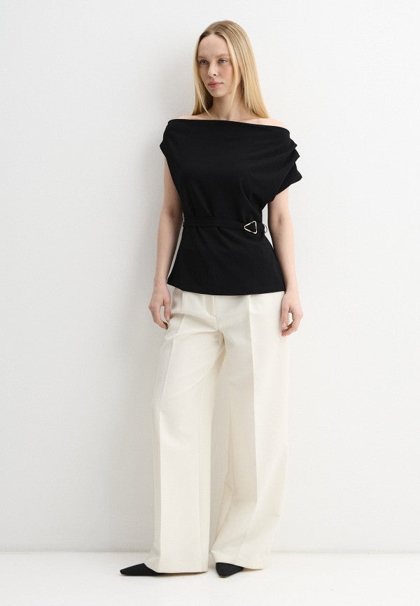 Bold Strap Top
