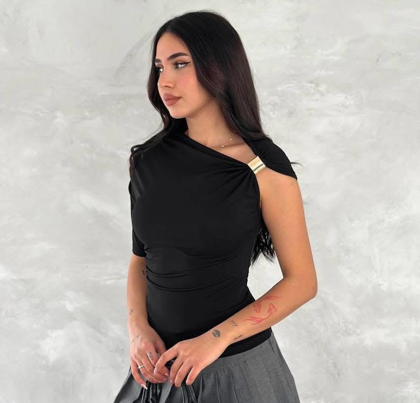 Asymmetirc Draped Top