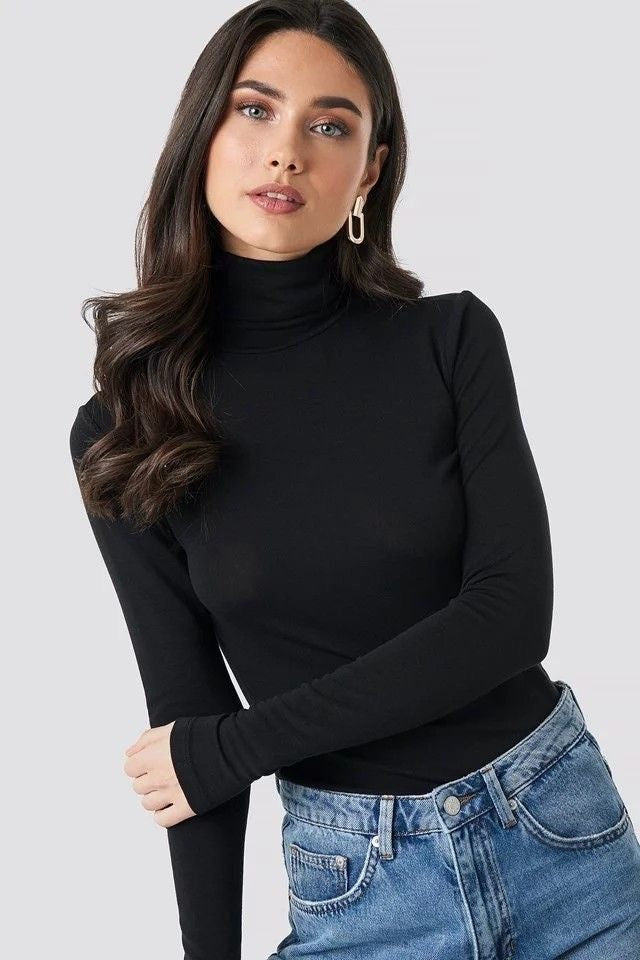 Fitted Basic Long Sleeve Top